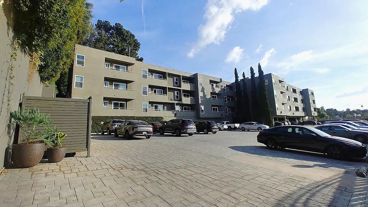 Building Photo - Carmel Heights Apts