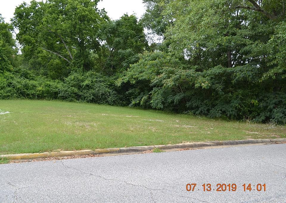 1st image of 2808 28th Ave