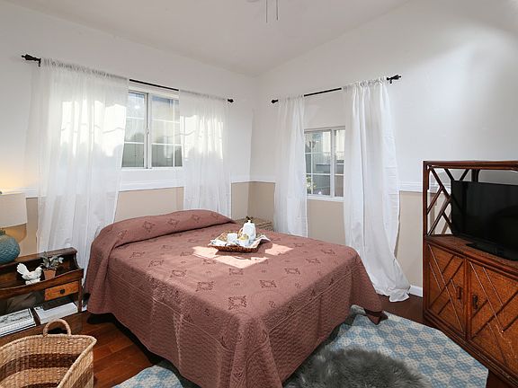 4th image of 3950 Verdugo View Dr