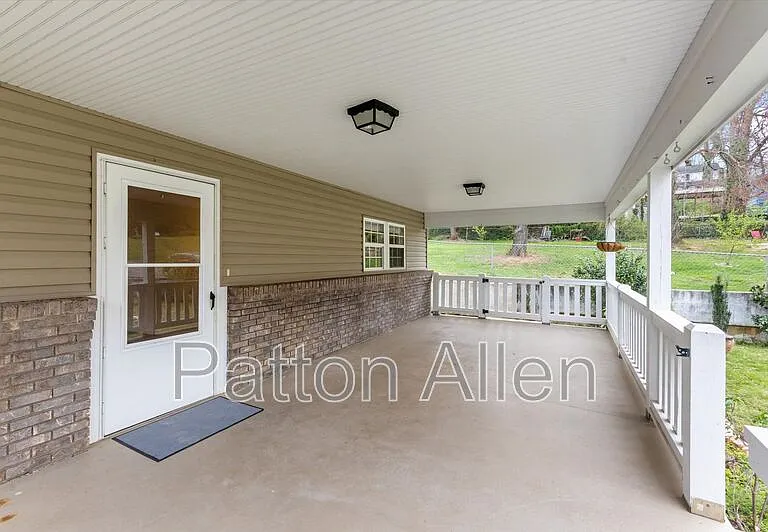 65 New Jersey Ave — Photo 3