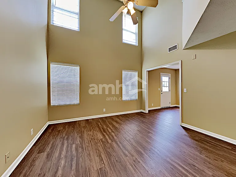 1801 Antebellum Dr — Photo 6