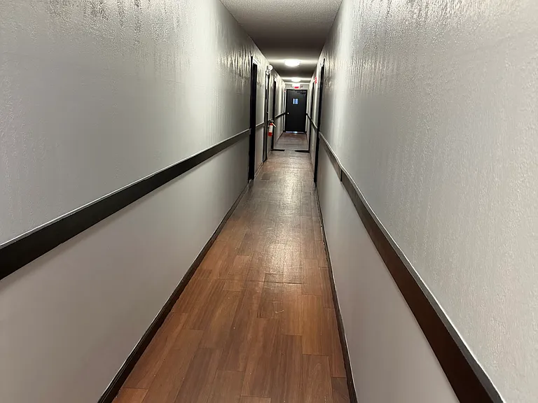 Garden Hill Apartments — Photo 1