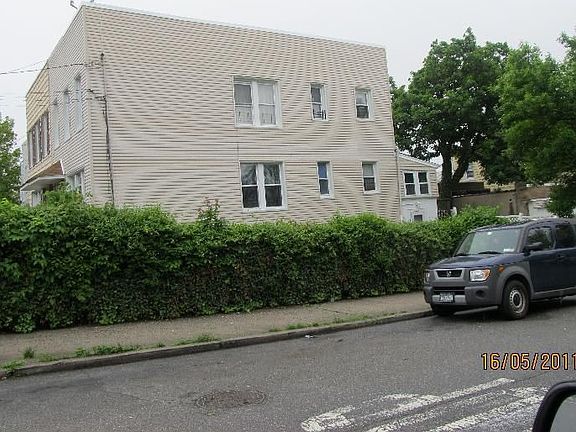 2nd image of 2969 Lawton Ave