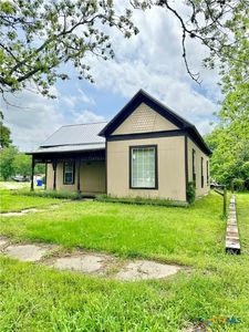 112 Dallas St, Yoakum, TX, 77995