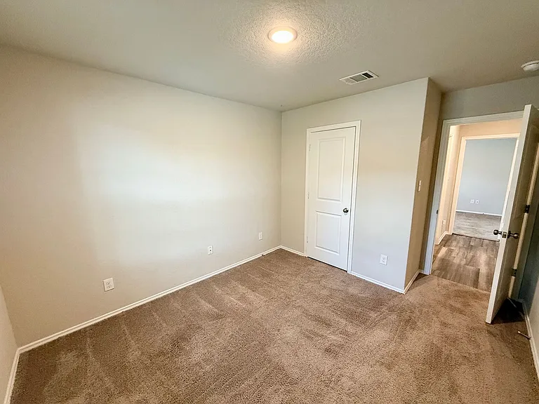 10310 Waverunner — Photo 11