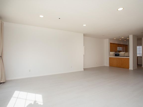 5th image of 1579 S Novato Blvd APT 306