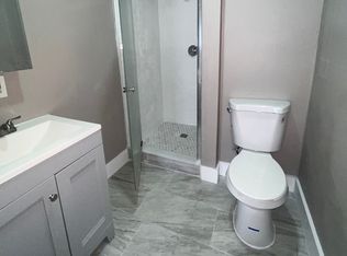 39 Danforth St APT 2, Fall River, MA 02720