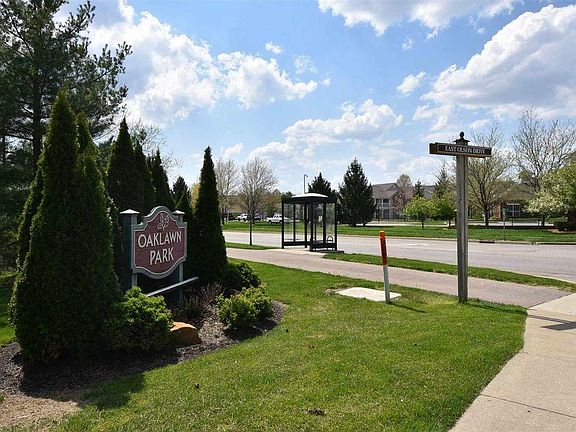 2nd image of 3374 S Oaklawn Cir #3374