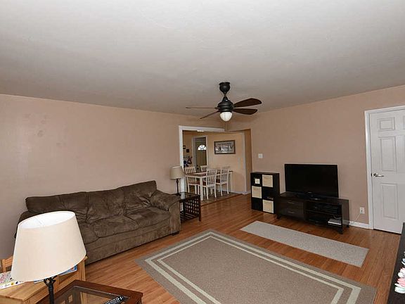5th image of 3729 E Van Eimeren Ave