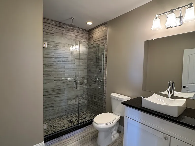 11 W Market St #1101 — Photo 15