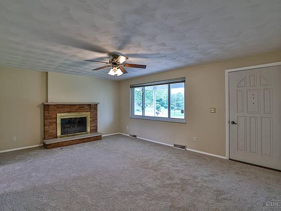 5th image of 8459 Ashwood Dr