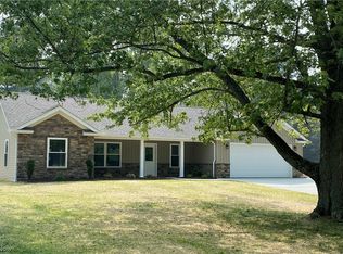 345 Parkview Dr, Smithville, OH 44677