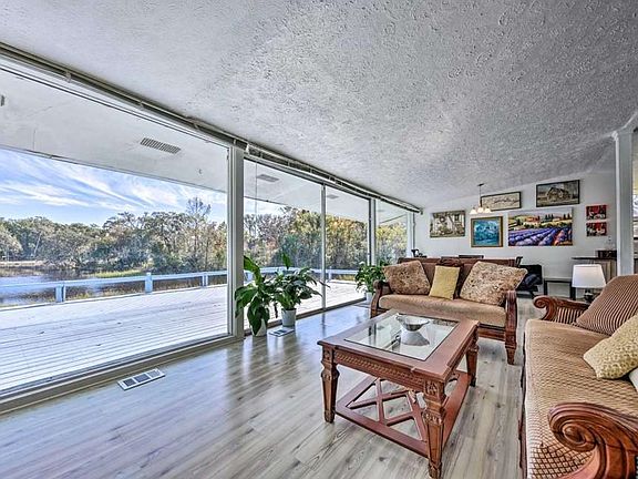 Picture 5, Living Room from Northeast