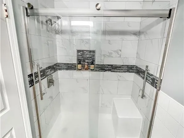 108-27 160th St #25B, Jamaica, NY 11433