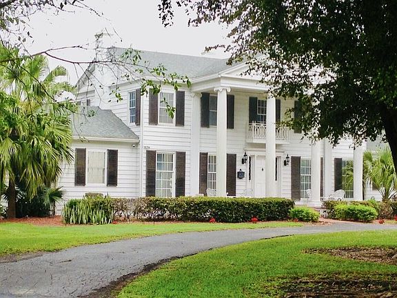 4th image of 2271 Bacom Point Road