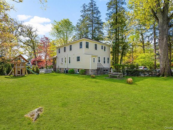 2nd image of 225 Rockingstone Avenue