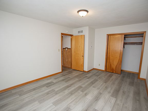 5th image of 201 Ash St #11288841