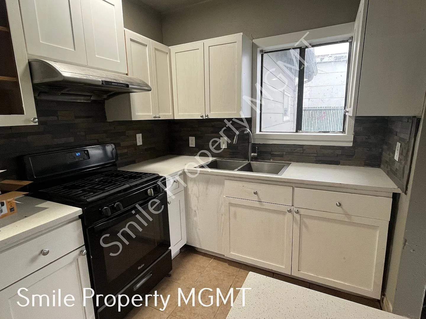 A nice house with 2-bedroom & 1-bonusroom and 1.5 baths. — Photo 4