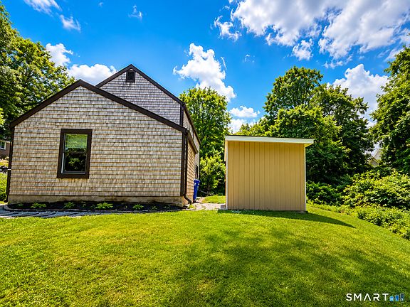 5th image of 113 Meeting House Lane