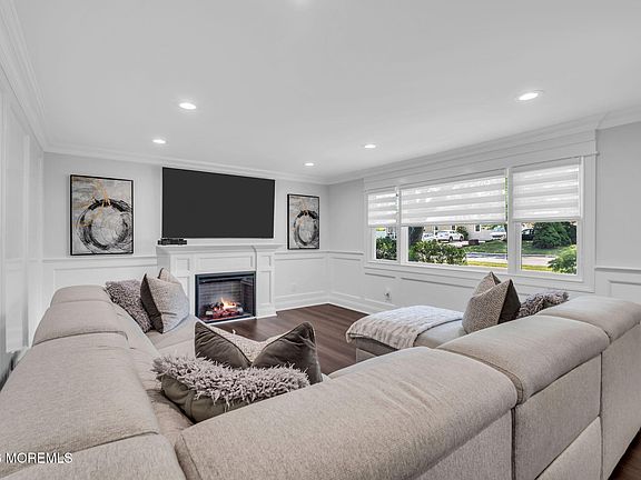 5th image of 1339 Eatontown Boulevard