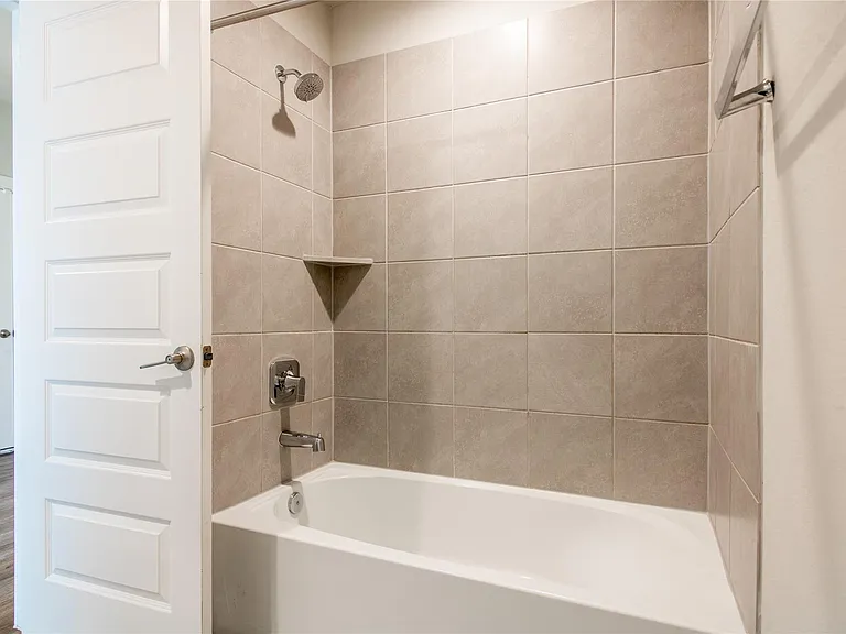 7226 Telford Hollow Trl — Photo 13
