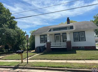 317 13th St, Emporia, KS 66801