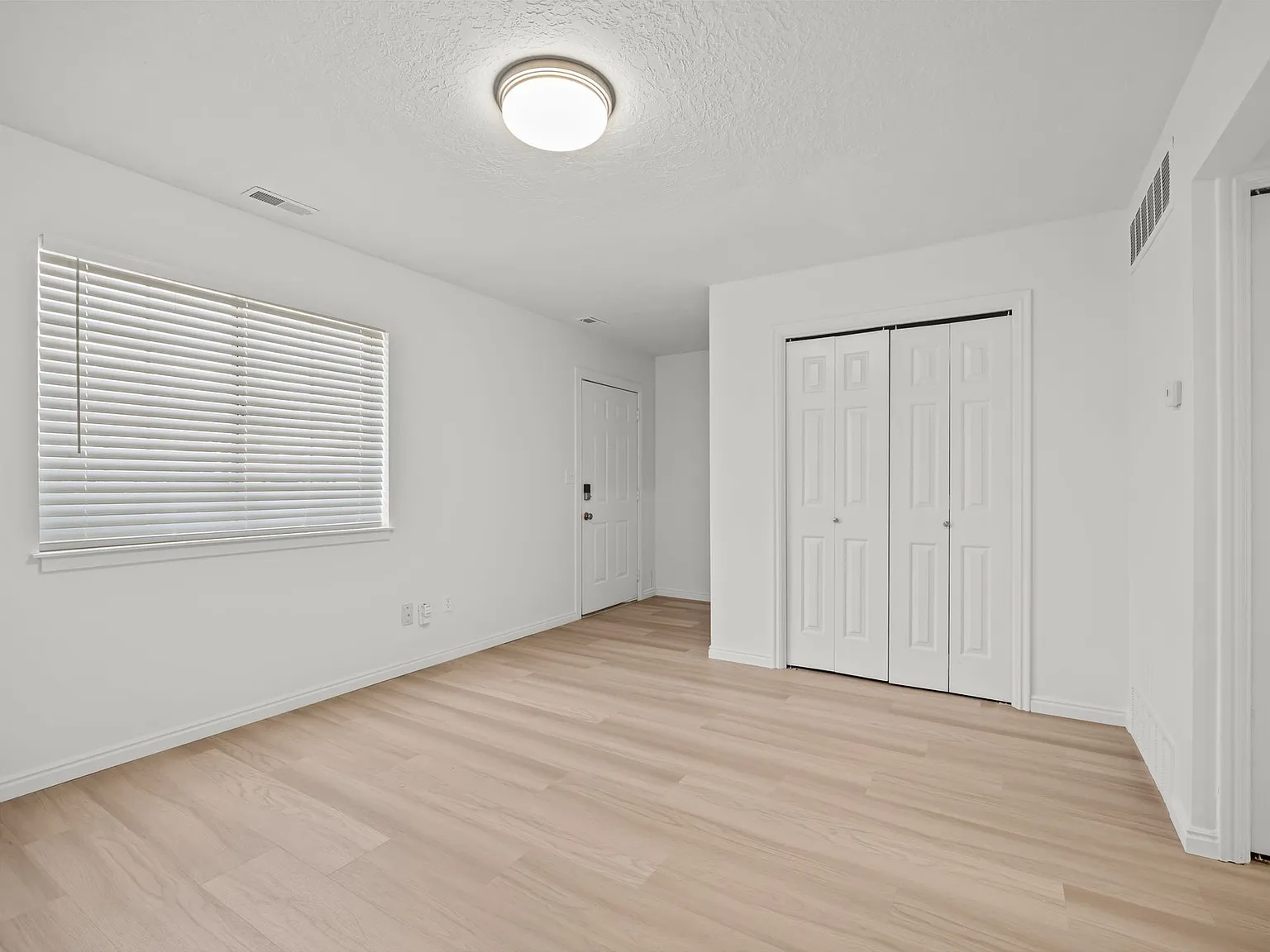 945 S Freedom Blvd Provo, UT 84601 — Photo 4