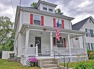 36 Dale St, Franklin, MA 02038