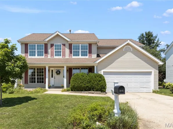 7385 Little Oaks Dr, O'Fallon, MO 63368
