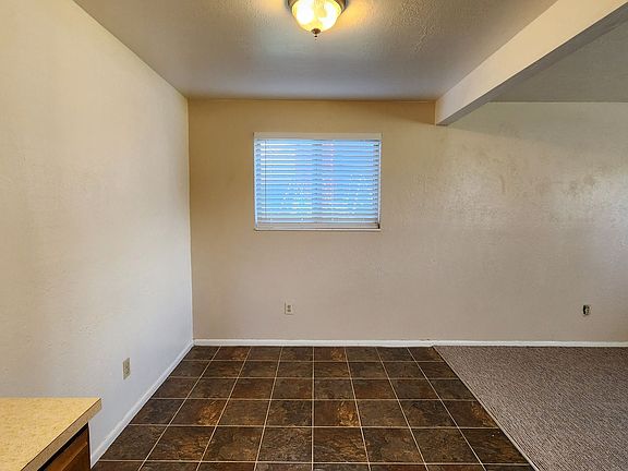 4th image of 842-848 S 50 E #842