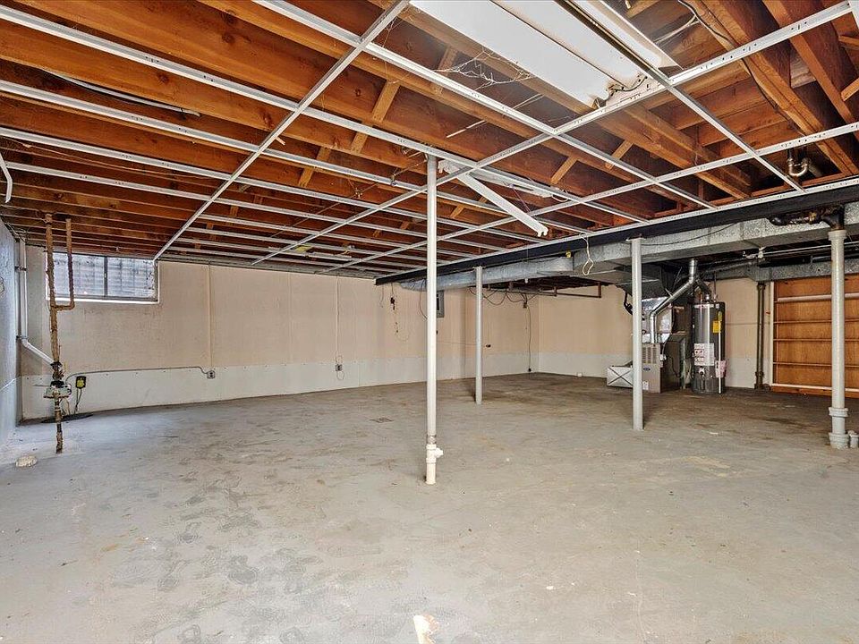 1551 Chateaufort Pl, photo 23
