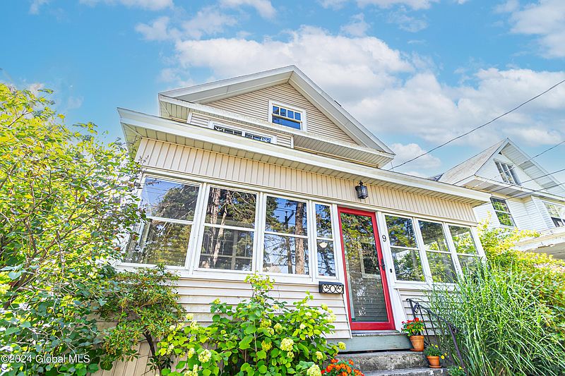2nd image of 9 Homestead Avenue