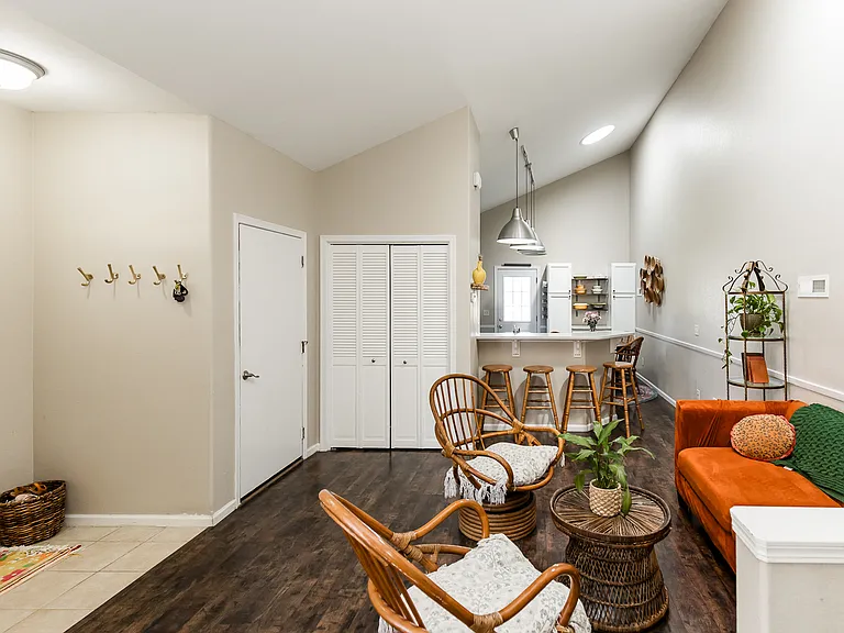 2202 Cinder Ct — Photo 9