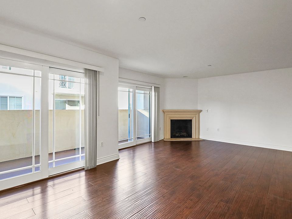 1st image of 1615 S Westgate Ave #L103
