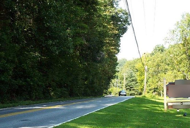 2nd image of 8900 Dogwood Rd