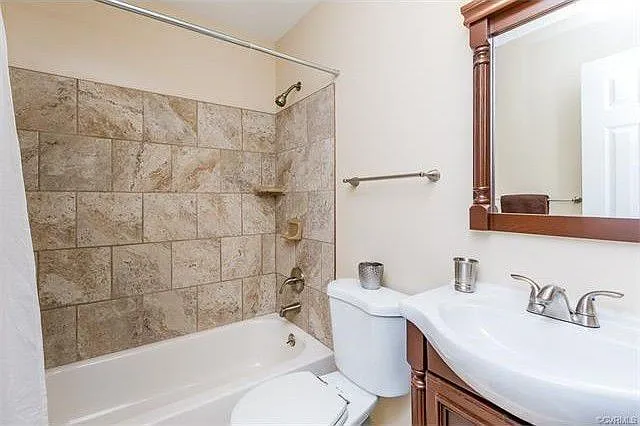 1113 Eggleston St — Photo 18