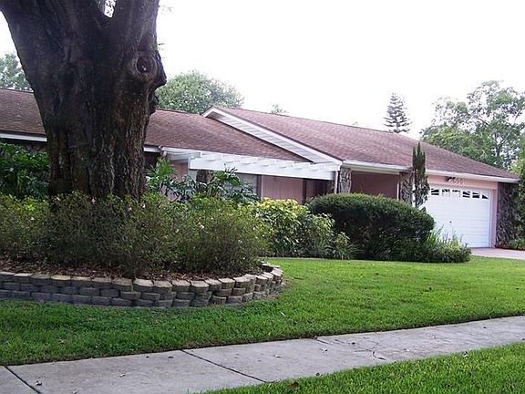 2nd image of 806 Eveningside Ct