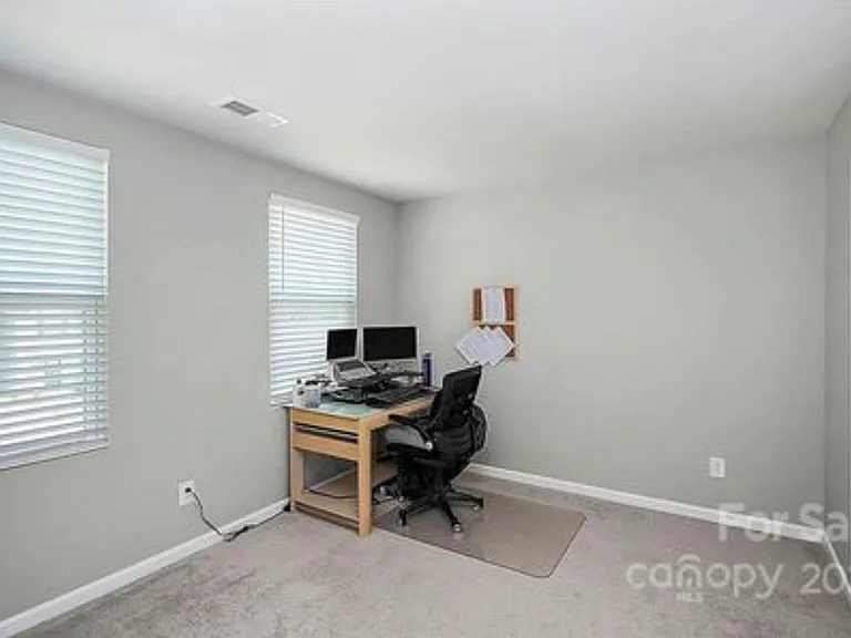 5316 Merwyn Ave — Photo 18