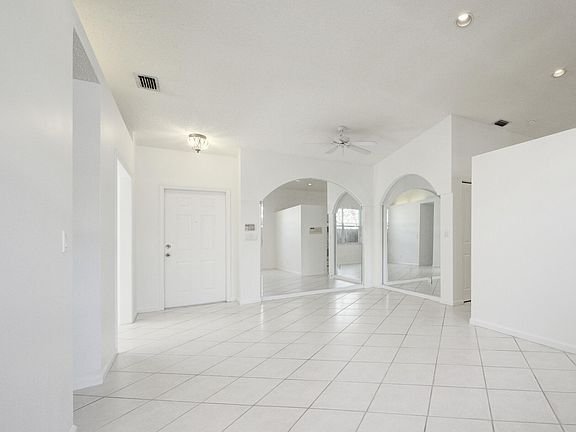 4th image of 8175 Mystic Harbor Circle