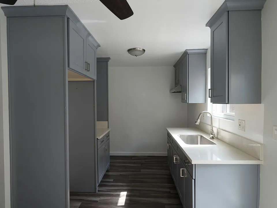 5309-11 Boswell Pl