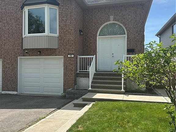 2nd image of 593 Grey St