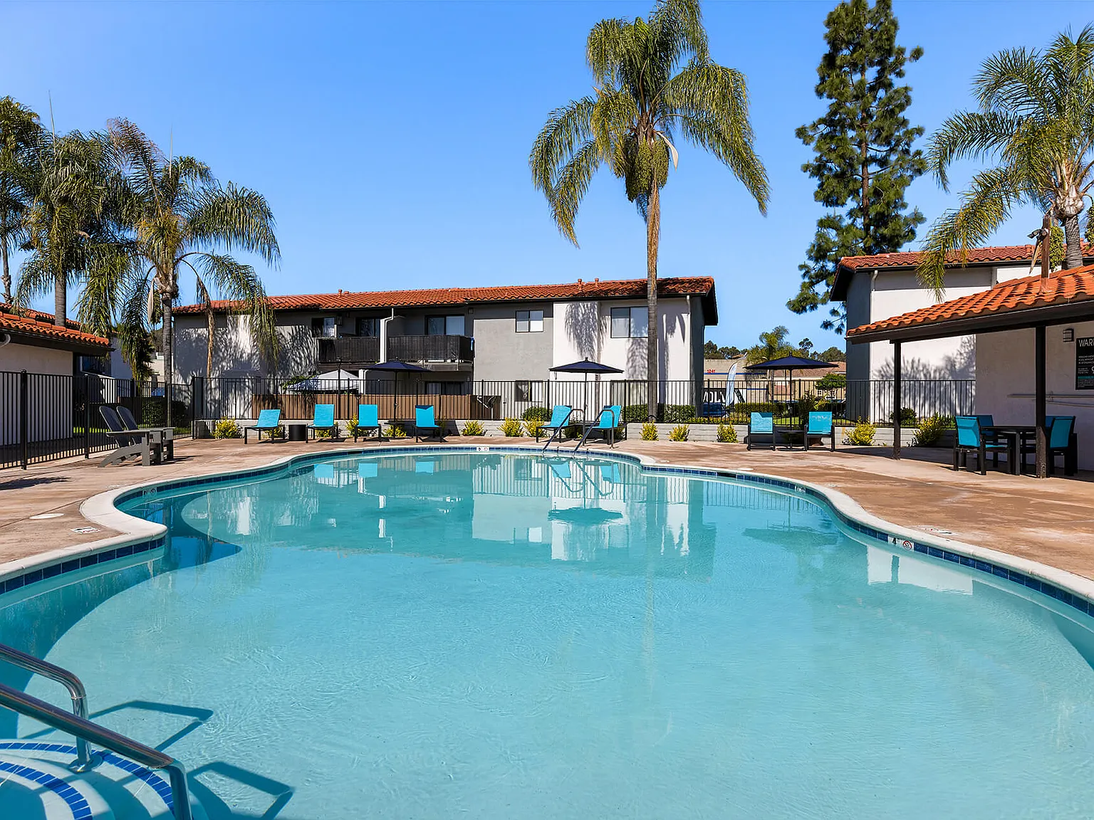 Valle at Escondido — Photo 1