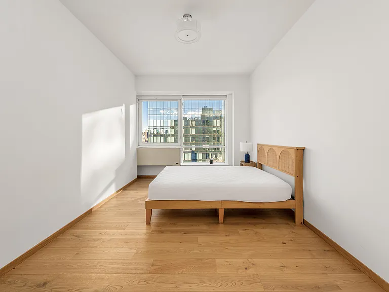 440 Kent Ave #22B — Photo 6
