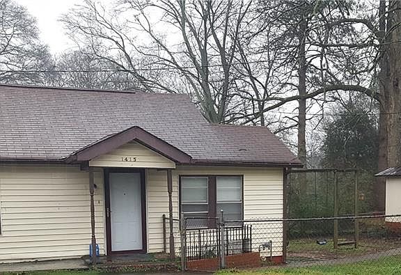 3rd image of 1415 Joyner Ave SE
