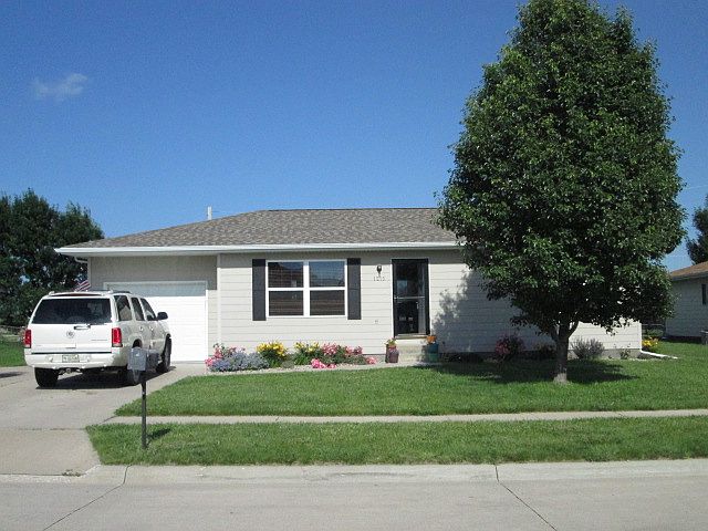 1st image of 1215 Avenue I