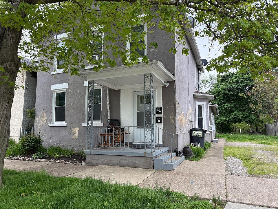 2nd image of 903 Franklin St