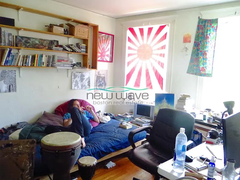 1 bed, 999 sqft, $2,700 — Photo 3