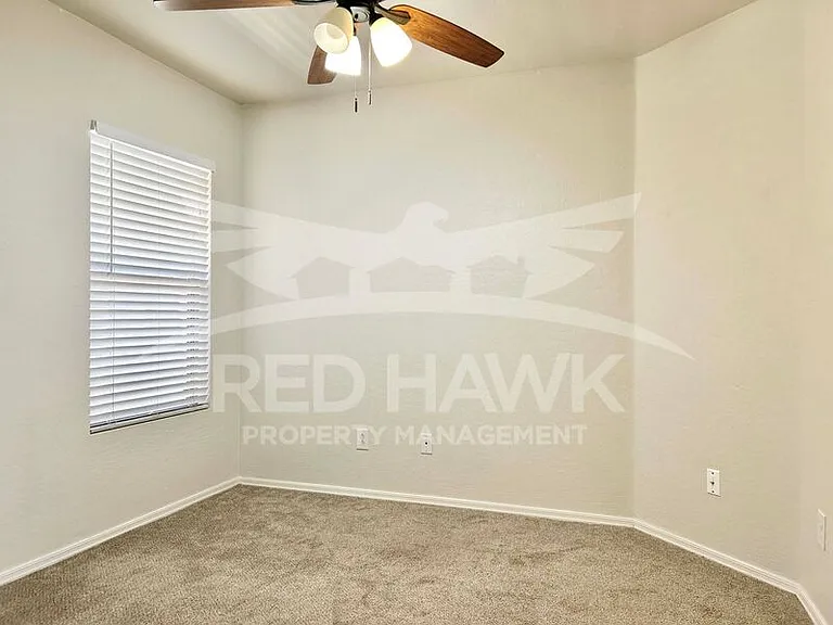 38564 N La Grange Ln — Photo 13