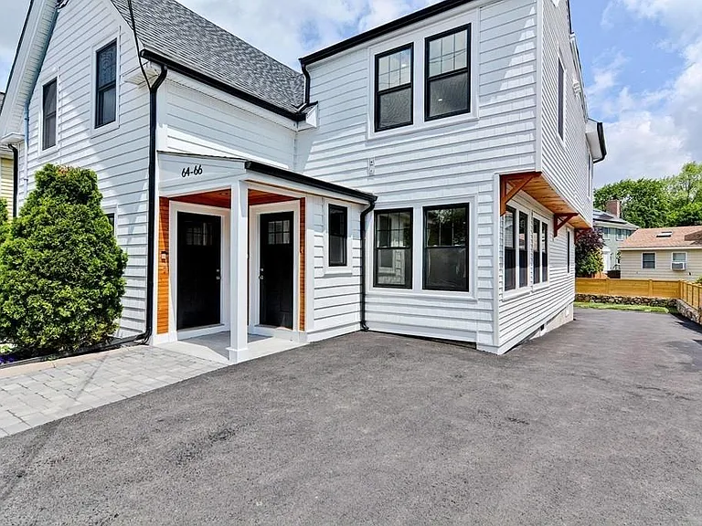 64 Crescent St #1 — Photo 33
