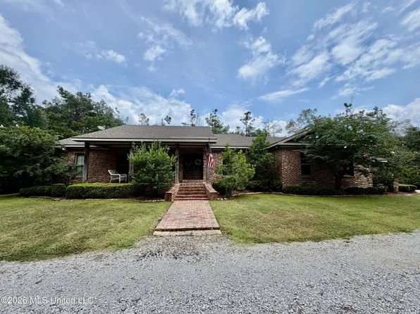 1081 County Road 184, Greenwood, MS 38930